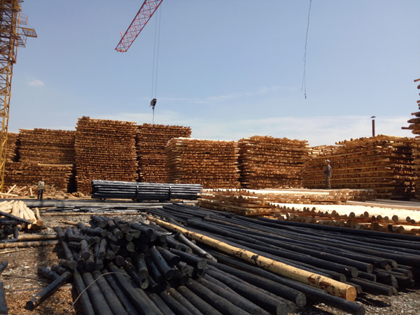 防腐油木桿、防腐油炸桿3